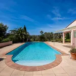 Maison De Face Au Golf De St-maxime Villa