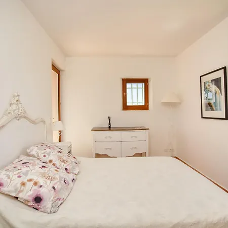 Maison De Face Au Golf De St-maxime Villa